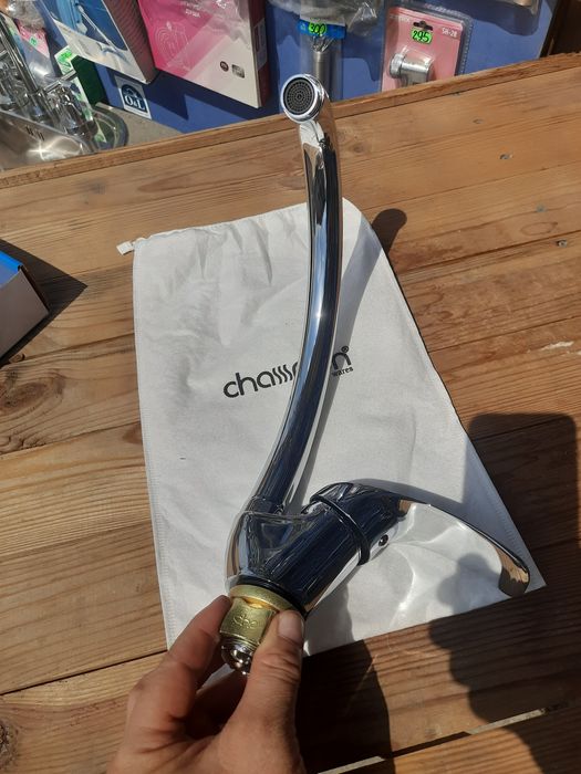 АКЦИЯ!Продам латунный смеситель для кухни CHAMPION