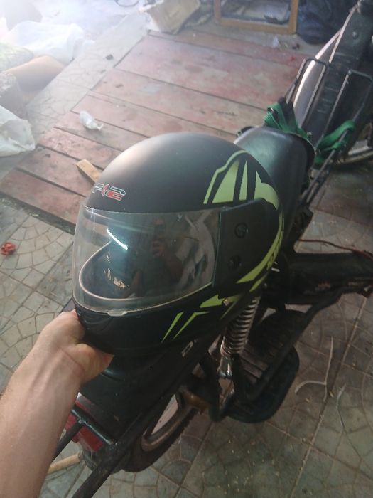 Шолом для мото транспорта