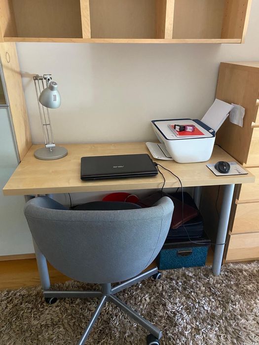 Módulos da marca ikea para escritório