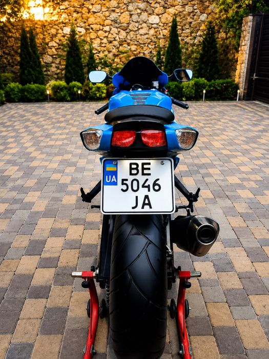 Мотоцикл suzuki gsx-r 750 2024 года