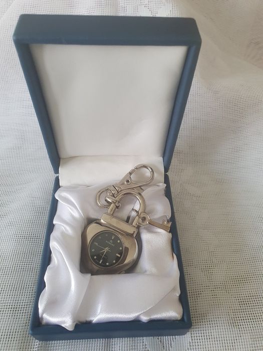 Relógio de bolso analógico, de quartzo, novo