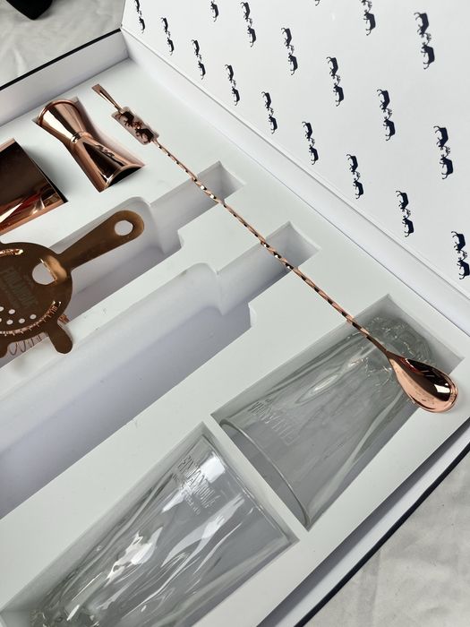 Zestaw prezentowy barmański szkalnki Finlandia dla barmana