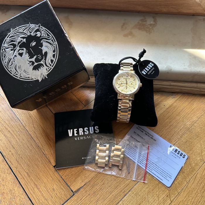 Nowy zegarek VERSACE versus