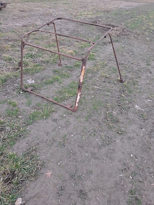 Daszek kabina do wózka ciągnika