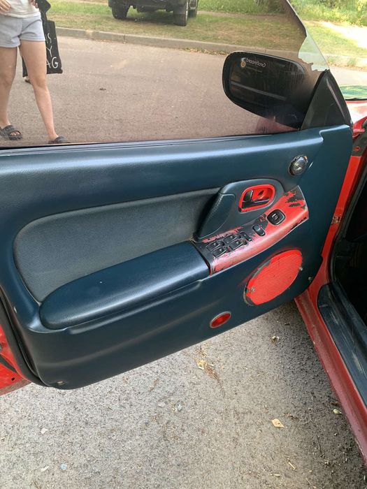 Продам мазду 323f ba