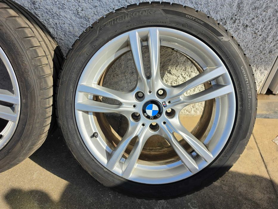 Jantes BMW 18" Pack M com Pneus 225.45.18 + 255.40.18