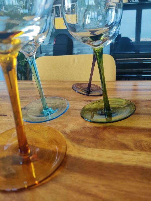 4 copos divertidos para  vinho/cocktail DUKA