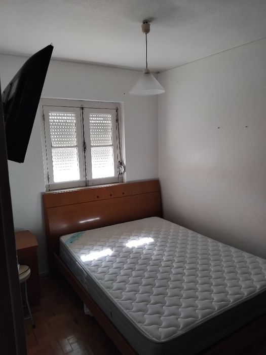 Quarto Para Solteiro