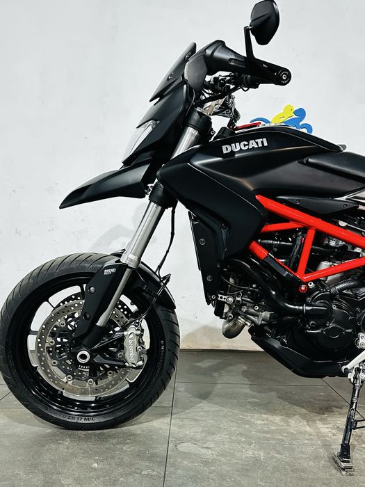 Ducati Hyperstrada 820 ABS мото з європи (8300$)