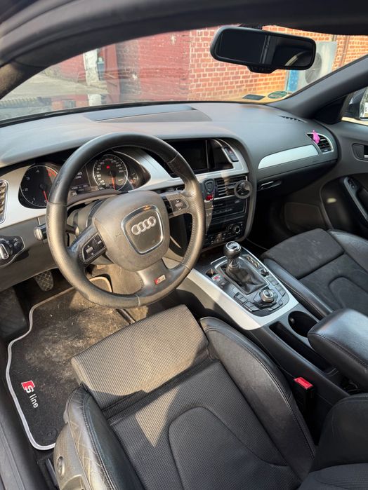 Audi A4 B8 2.0 TDI 170KM s-line 2x koła
