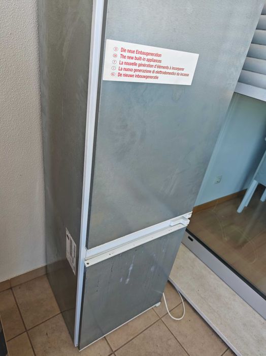 Frigorífico Combinado de Encastrar Balay em boas condições
