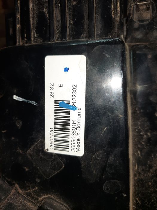 Фонарь задний правый Duster 2