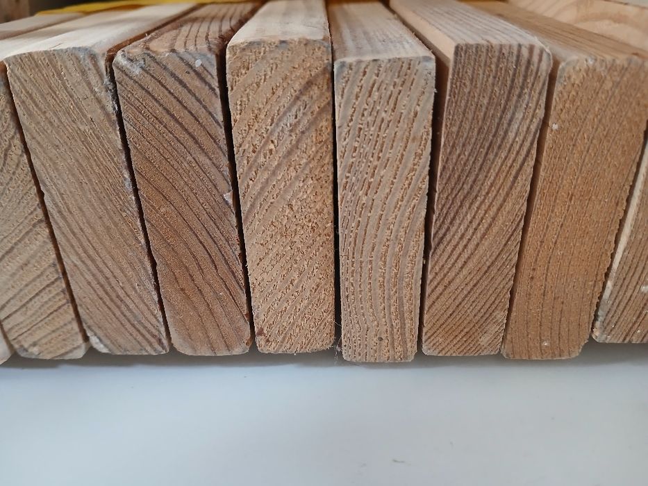 Estrado ripas ikea