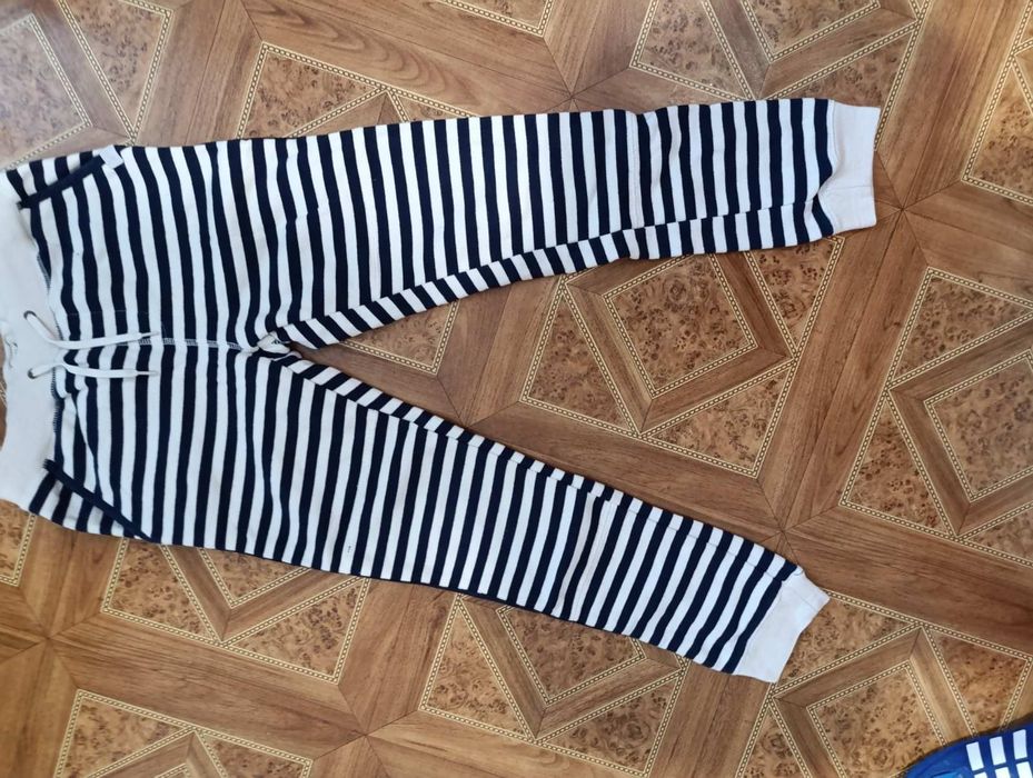 Спортивні штани унісекс