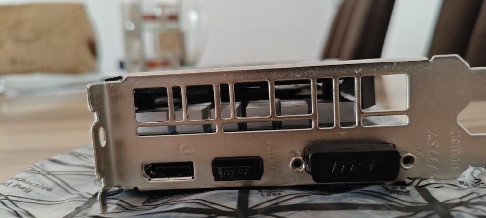 Placa Gráfica MSI GTX 1650 Ventus XS 4GB – Excelente Estado
