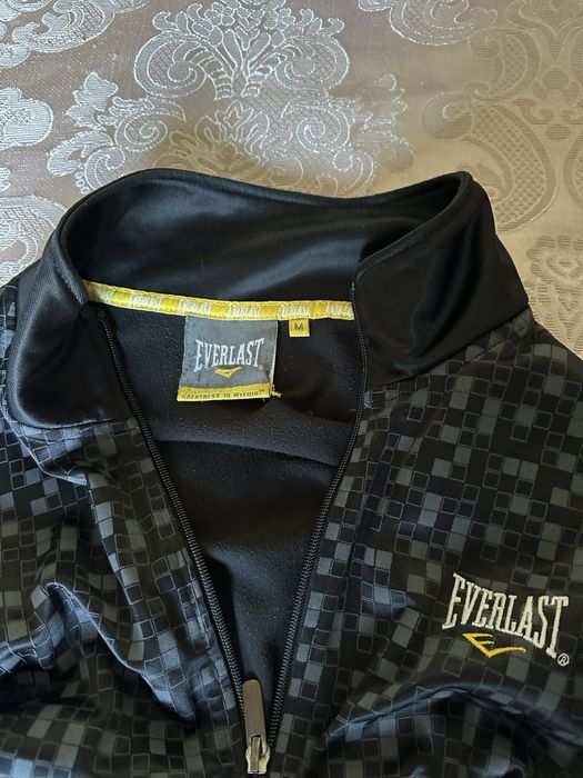 Стильна чоловіча спортивна кофта Everlast розміру М