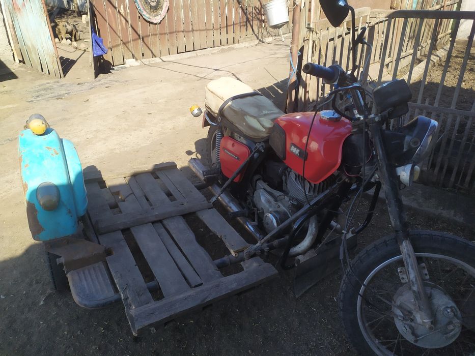 Продам Иж планета 4.