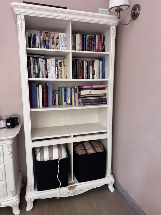 Книжный стеллаж, книжная полка бежевая