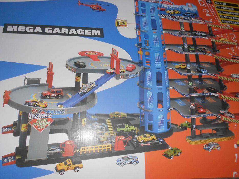 Mega garagem e mala de ferramentas