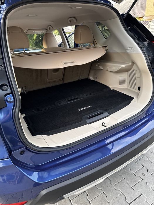 Nissan Rogue 2016 рік