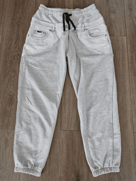 Modne dresowe spodnie jeans L