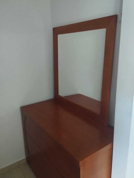 Cama de casal completa em madeira maciça