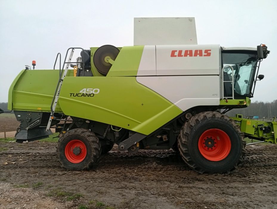Kombajn Claas Tucano 450 APS