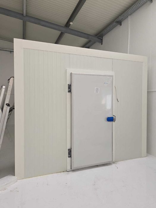 Câmara Congelação Industrial Premium - À Distância 5x4x2,5m