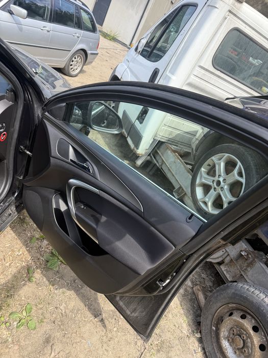 Opel insignia na czesci 2,0d zatarty