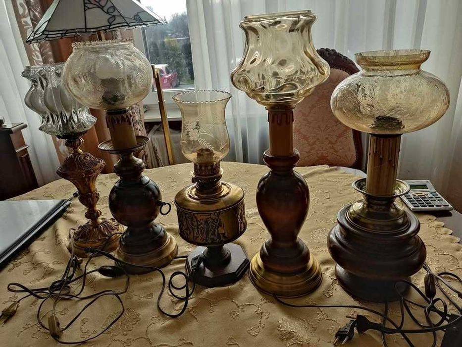 kolekcjonerska stara oryginalna lampa z kloszem