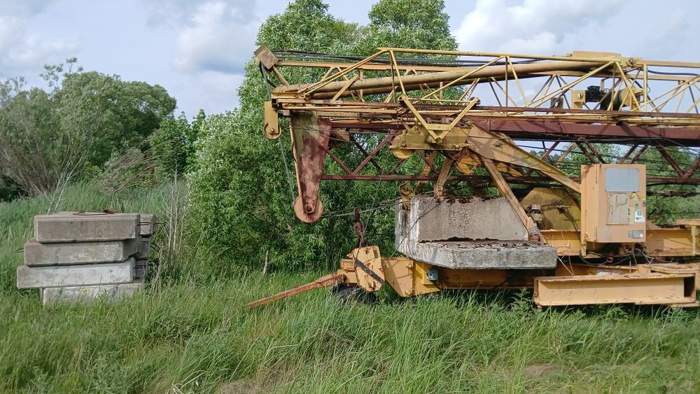 Żuraw budowlany bez UDT max 2t