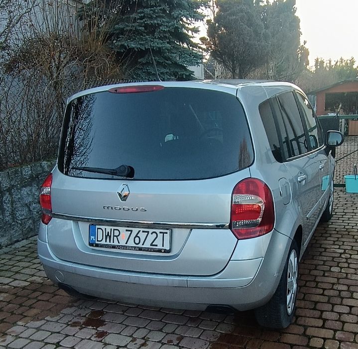 Renault Modus 1,2 benzyna. Dynamiqeu. 101 kM.
