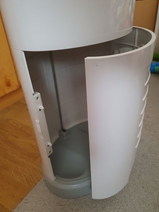 Kosz na zużyte pieluchy