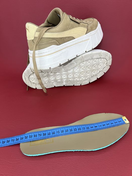 Жіночі замшеві кросівки PUMA Mayze Stack Premium р. 39 (25 см)