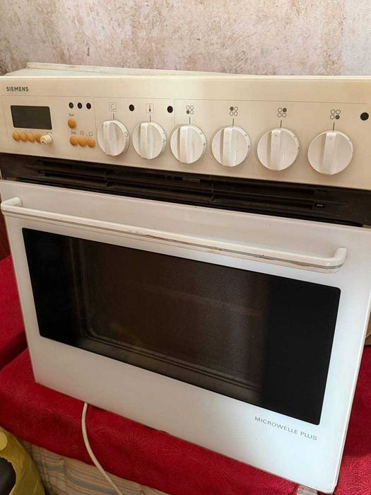Siemens Microwelle Plus — рабочая встраиваемая духовка