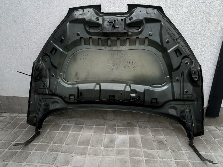 Капот Peugeot 407 , стопи Пежо 407