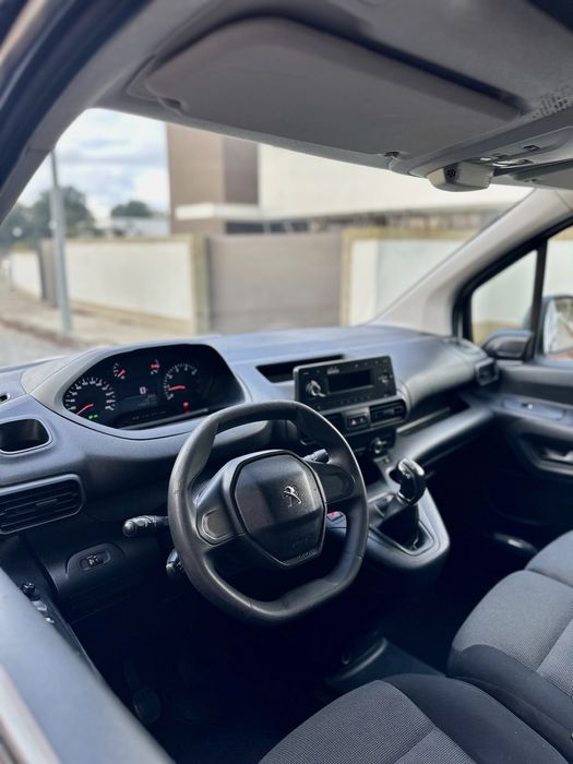 Peugeot Partner 1.6 HDi – 3 Lugares (Garantia Incluida)