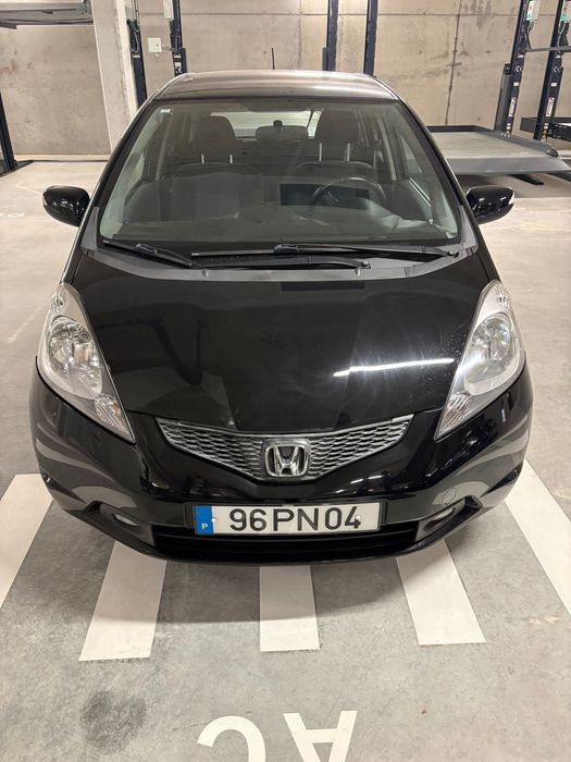 Honda Jazz 2009 em excelente estado de conservação