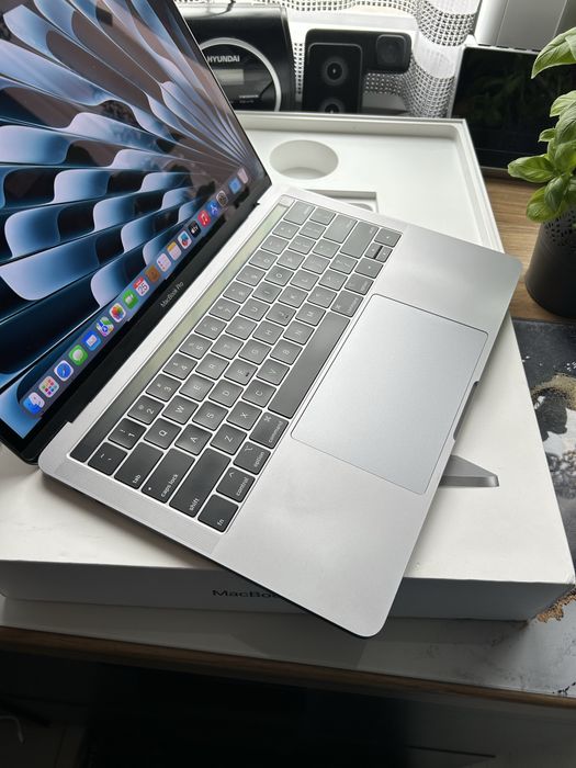 Macbook 13 Pro A1989/HDD500GB/intel Core i5/8GB*Komplet*Sklepowy Stan!