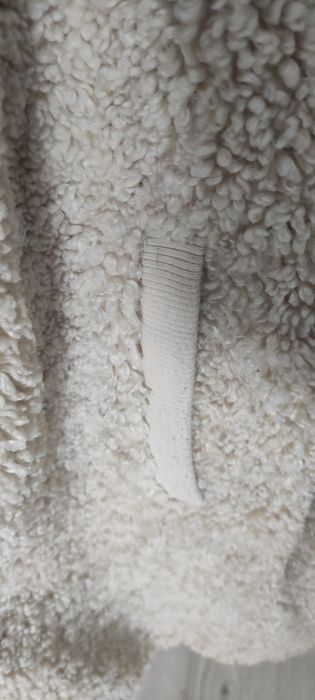 Kurtka misiu Tedy, puchatka, beżowa, ecru Esprit M