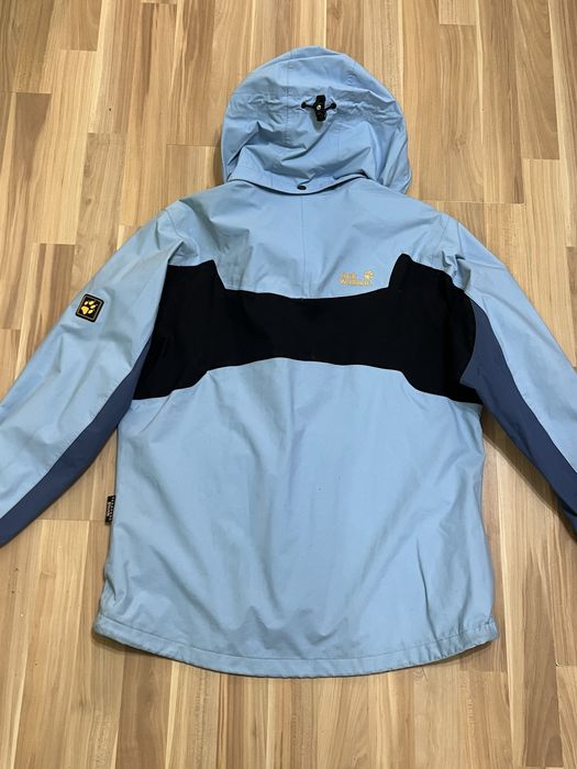 Jack Wolfskin жіноча мембранна вітрівка, розмір М