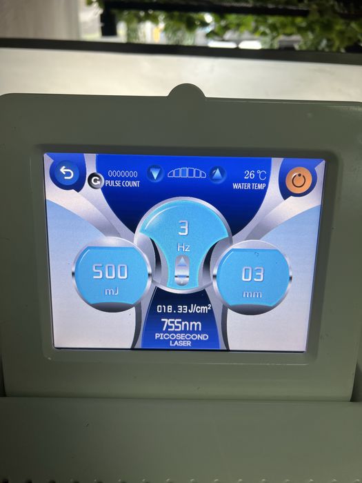 Laser remoção de tatuagem