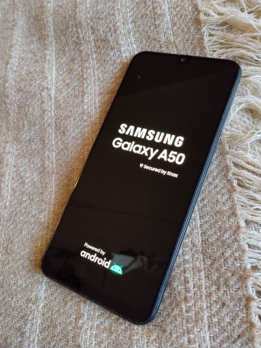 Смартфон Samsung Galaxy A50  4/128GB Black 6.4"2SIM новый аккумулятор