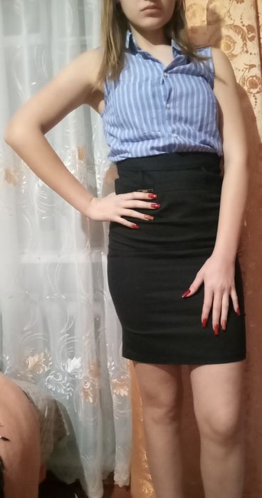 Легка жіноча сорочка H&M без рукавів, блакитна в смужку