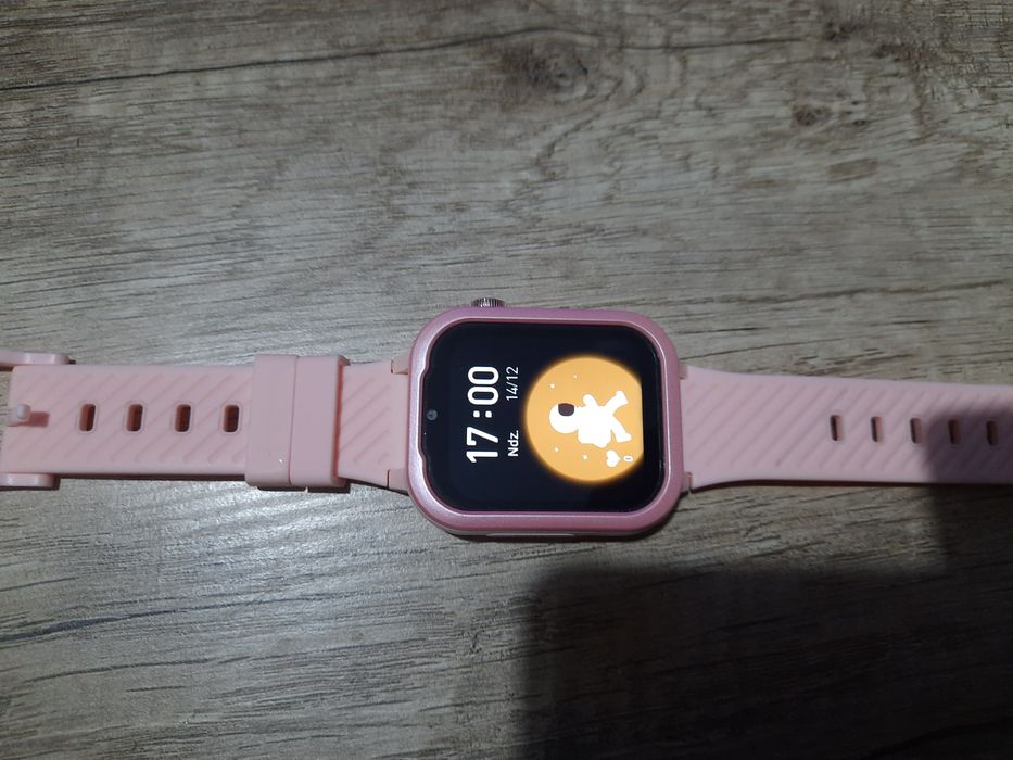 Smartwatch dziewczecy
