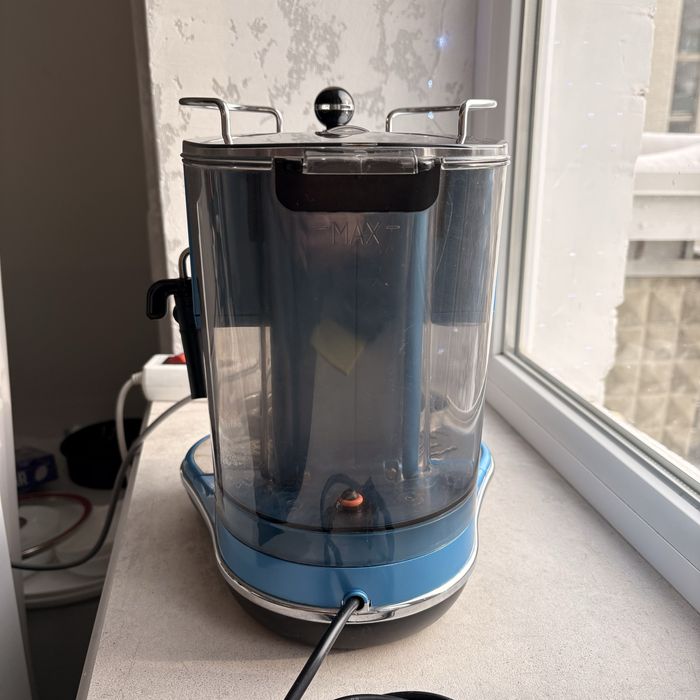 Delonghi ECO310.B кавоварка ріжкова