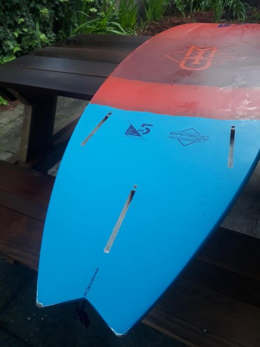 F-one mitu strapless Kitesurf board
5'6"

Very good condition, the tai
