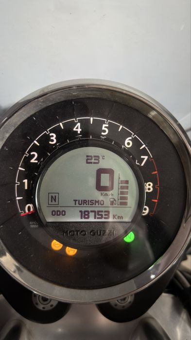 Moto Guzzi 1400 California