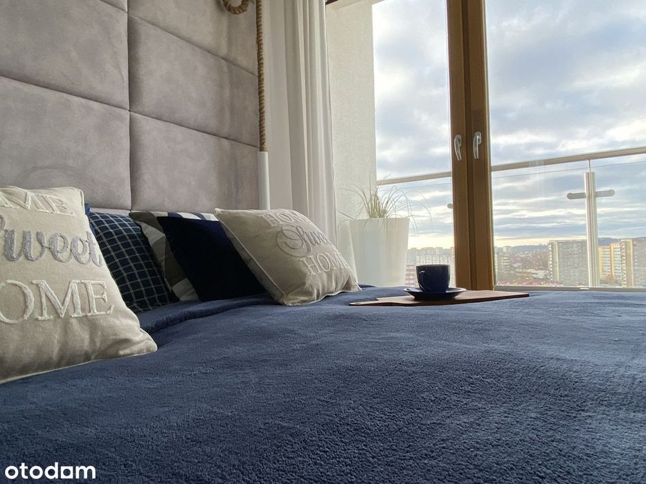 Apartament mieszkalny z balkonem i miejscem parkingowym.