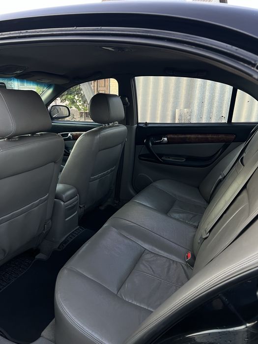 Продам Chevrolet Evanda 2004 року, автомат
